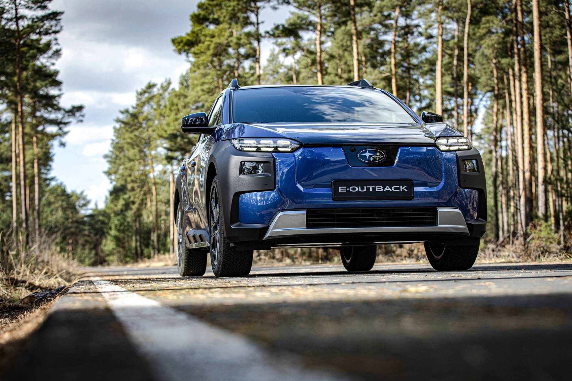 „Subaru E-Outback“ matuojasi sprinterio marškinėlius